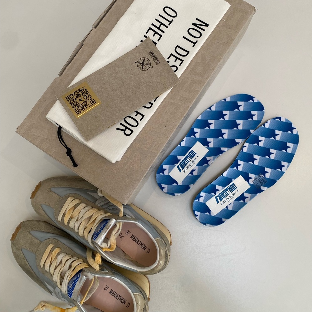 Golden Goose Marathon Sneaker in Light Blue/Gray Suede/Silver sz 37 New in Box - Picture 7 of 12